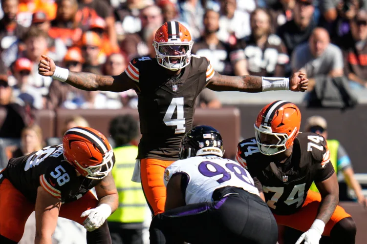 Monken says Browns' offense could be 'smoother'